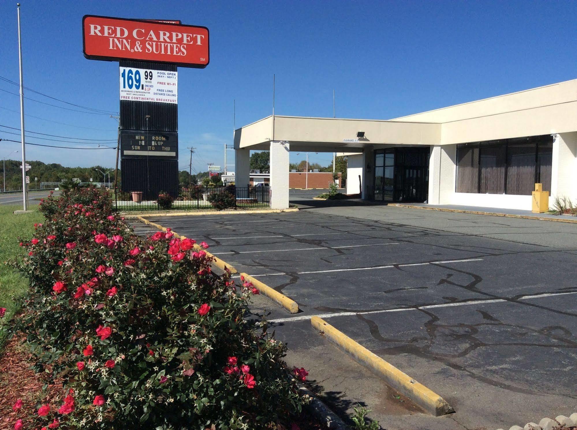 Motel 6 Burlington Exterior photo